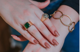 emerald ring